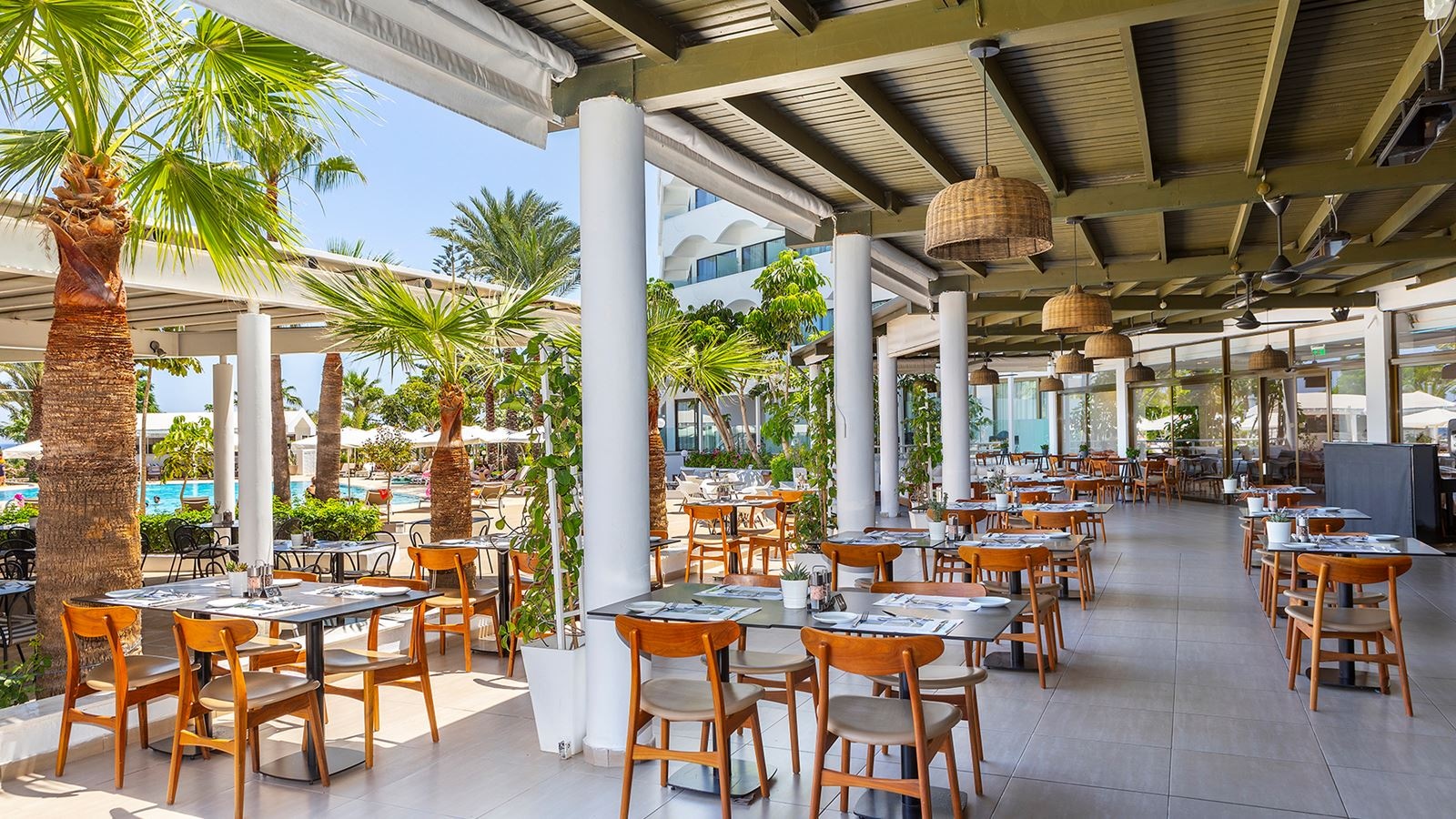 restaurants-restaurants