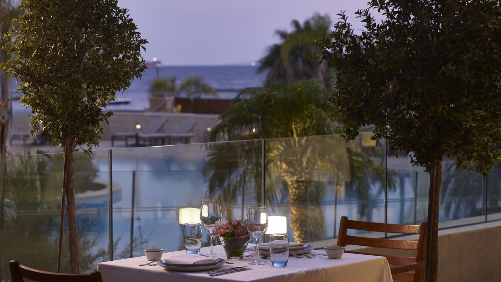 restaurants-dionysos-buffet-restaurant