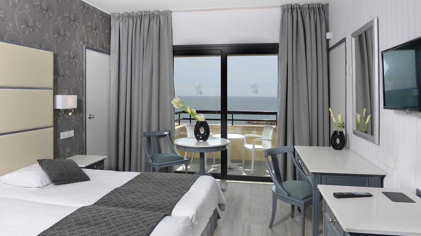rooms-double-or-twin-superior-sea-view