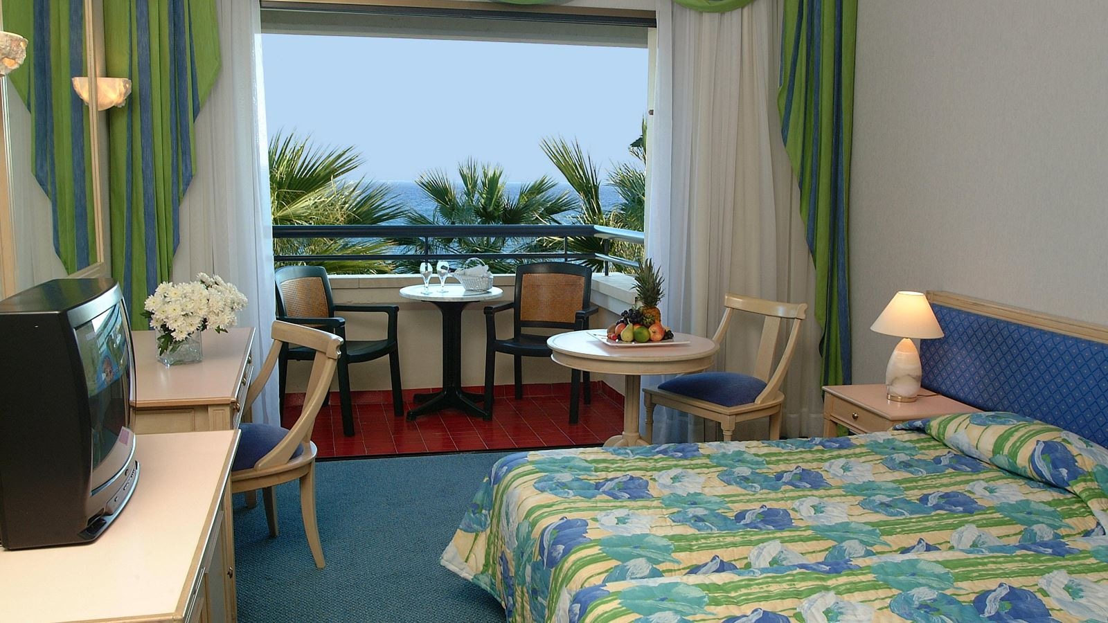rooms-double-or-twin-sea-view