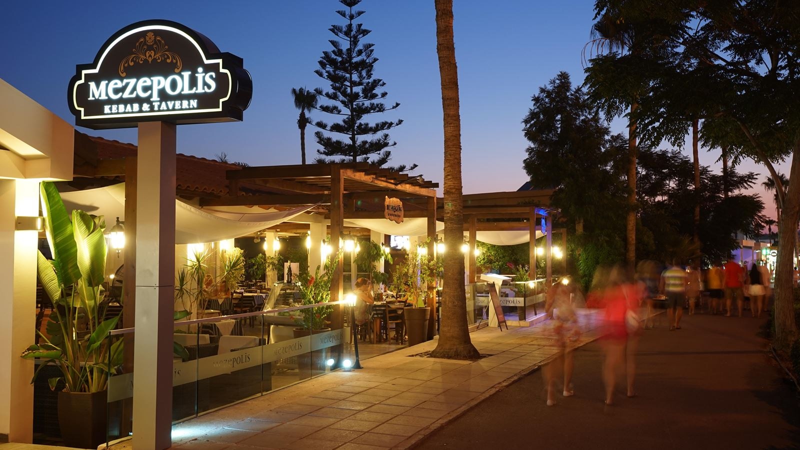 restaurants-restaurants