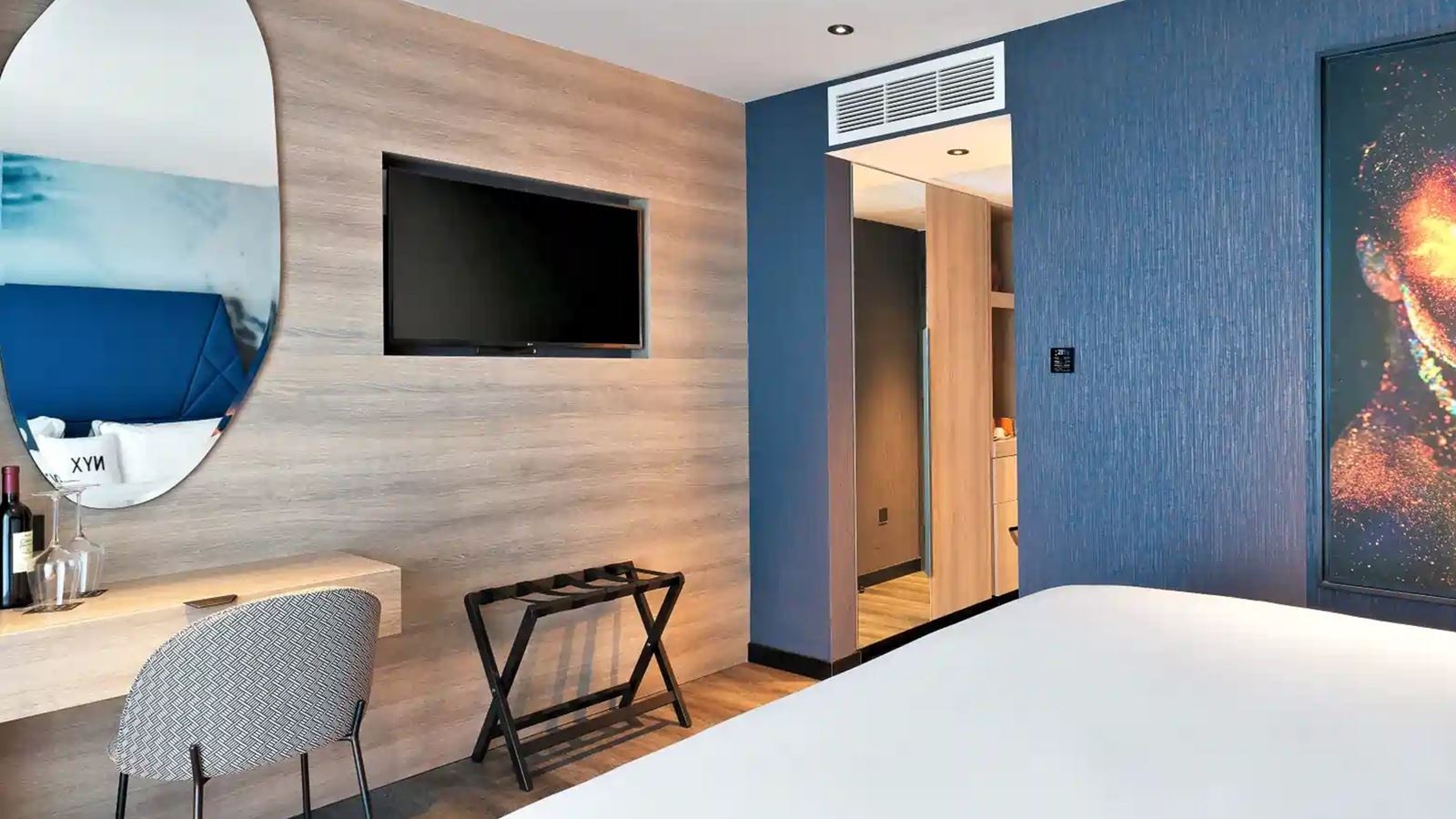 rooms-double-design-room-sea-ront