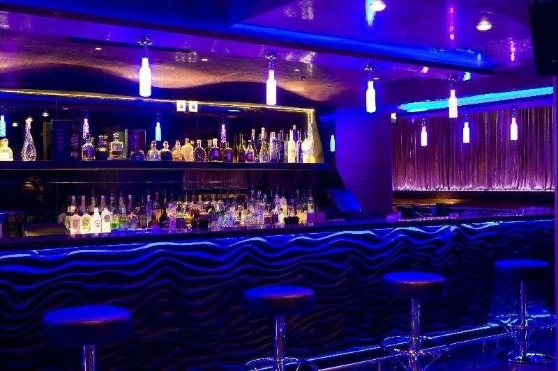 restaurants-restaurants