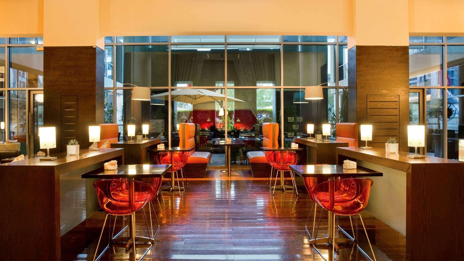 restaurants-restaurants