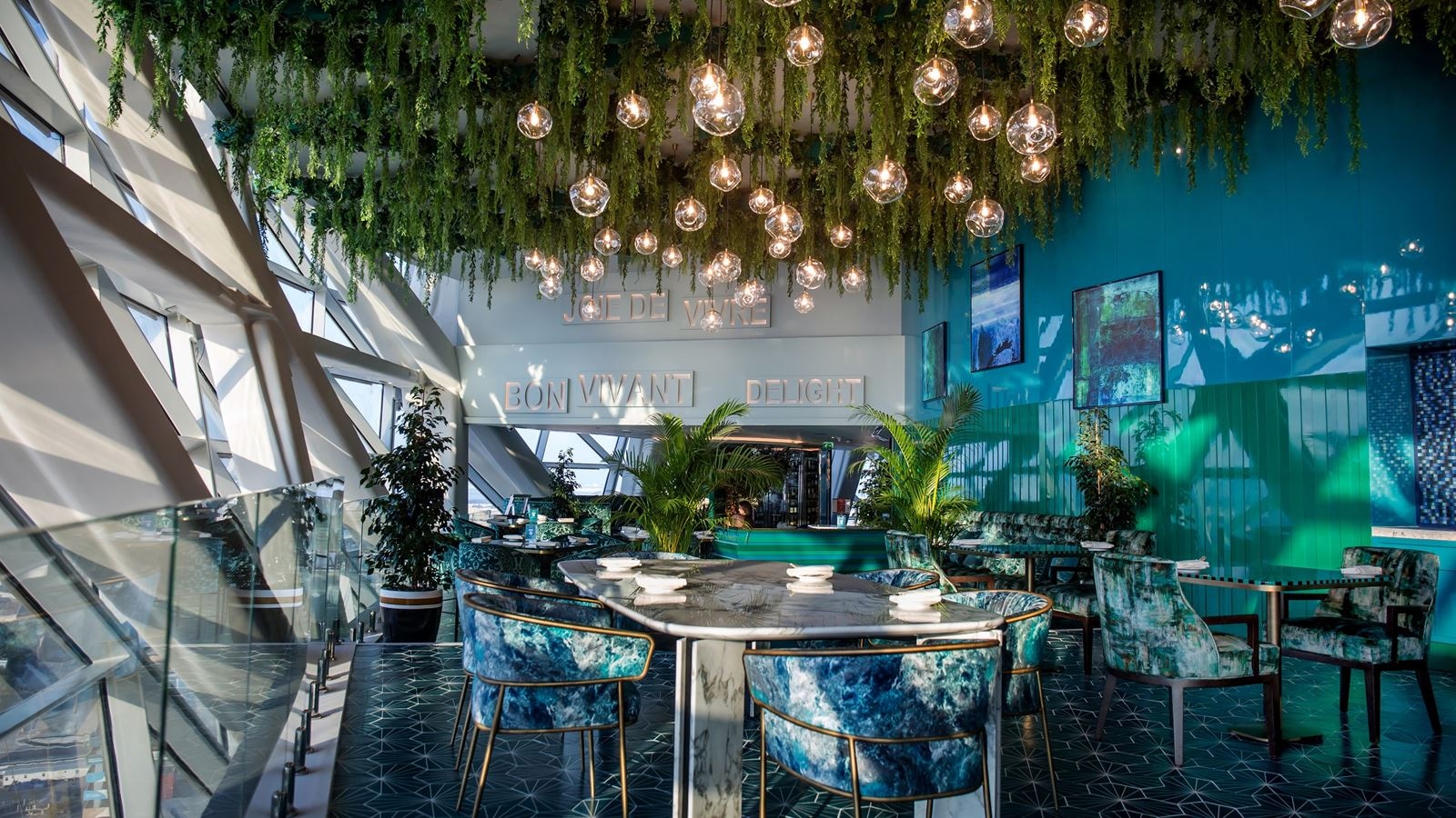 restaurants-restaurants