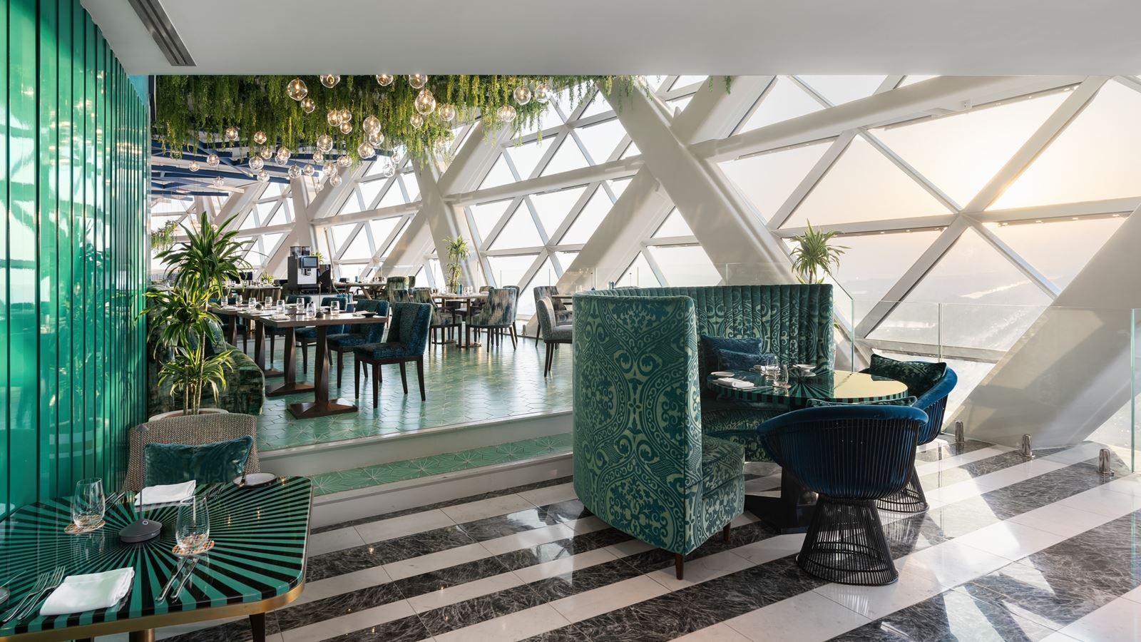 restaurants-restaurants