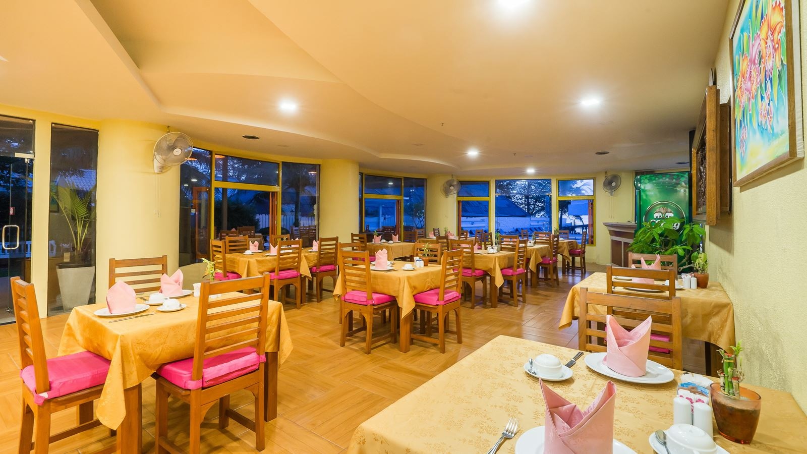 restaurants-the-terrace