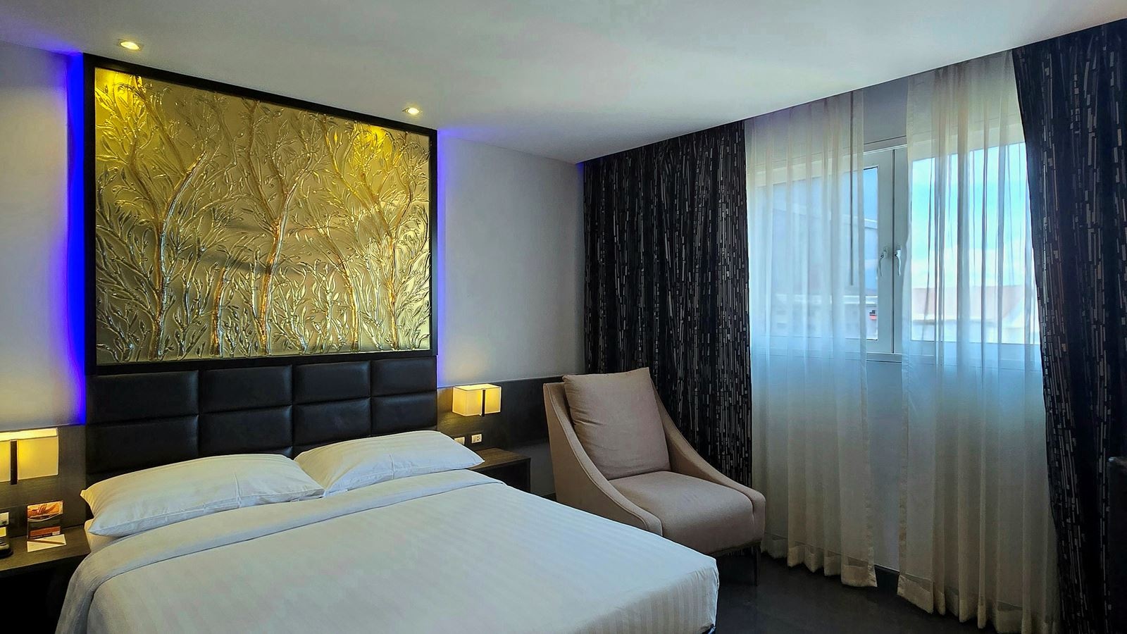 rooms-superior-queen