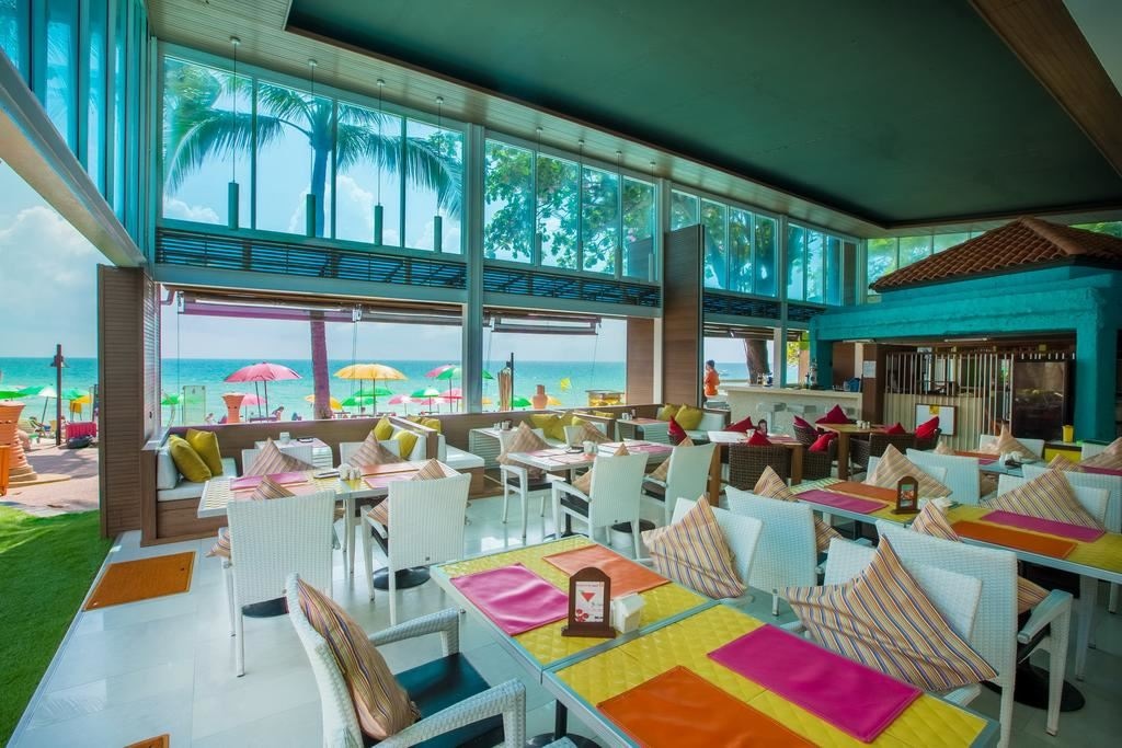 restaurants-moon-dance-restaurant