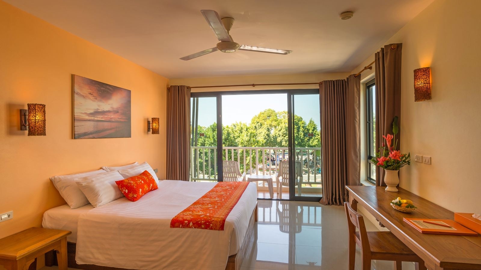 rooms-deluxe-sea-view