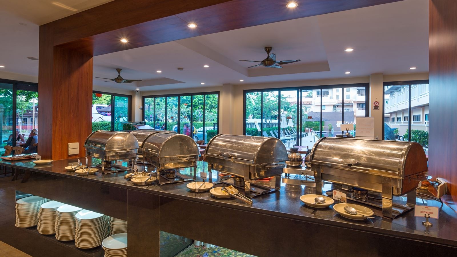 restaurants-termsuk-bar-and-restaurant