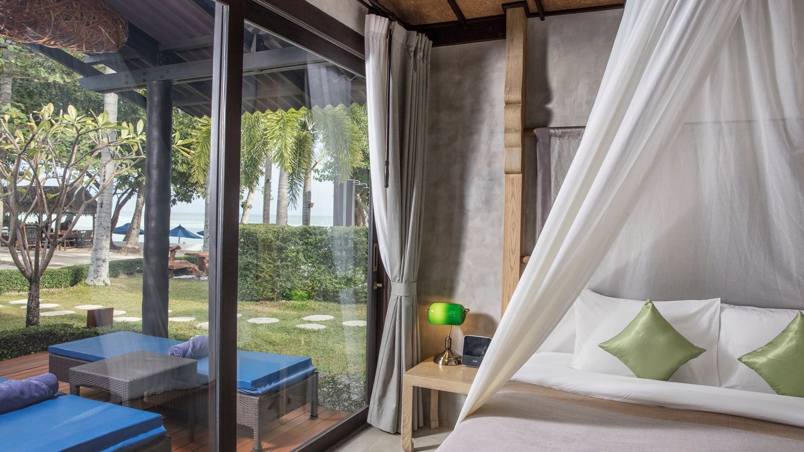 rooms-one-bedroom-suite-sea-view