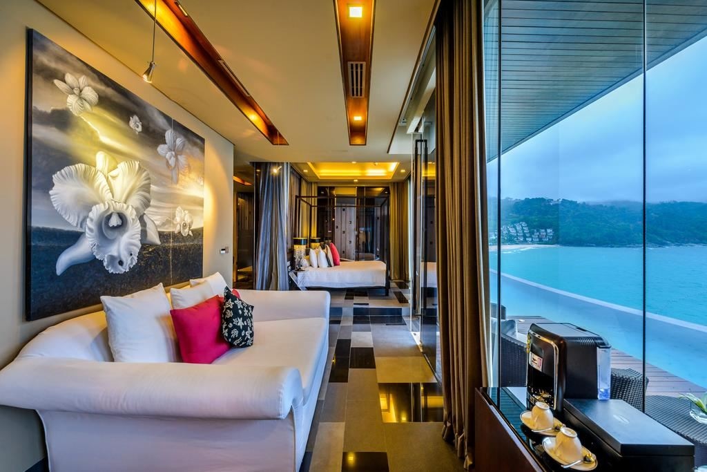 rooms-honeymoon-suite