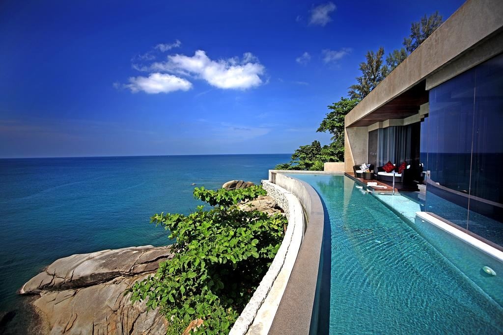 rooms-honeymoon-suite