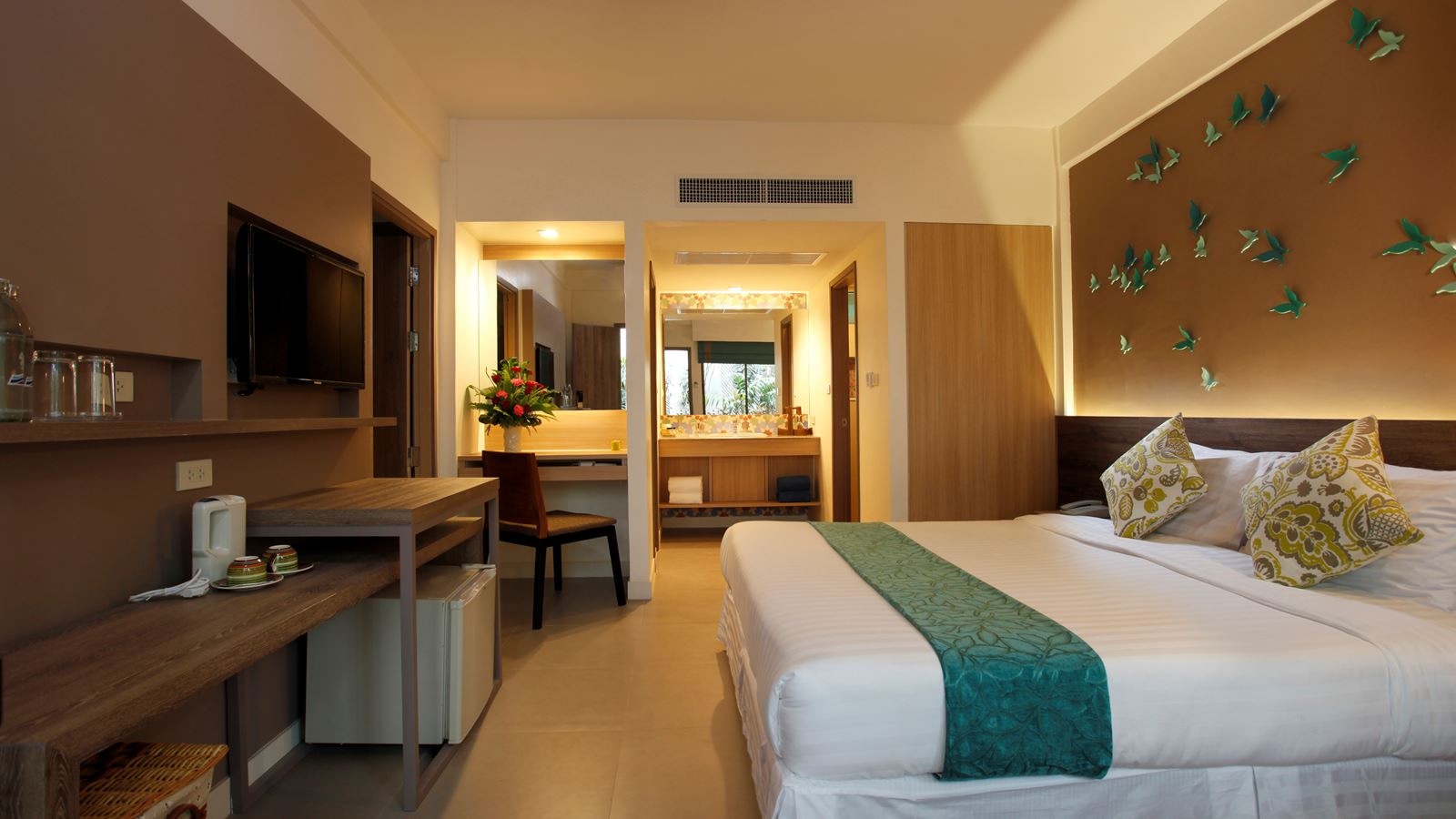 rooms-oasis-deluxe-room-ground-floor