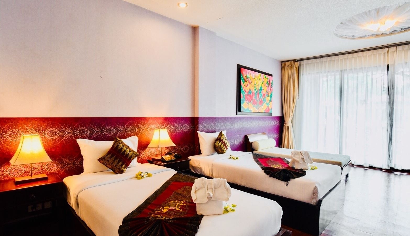 rooms-deluxe-pool-access