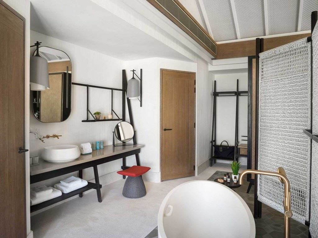 rooms-beach-pool-villa