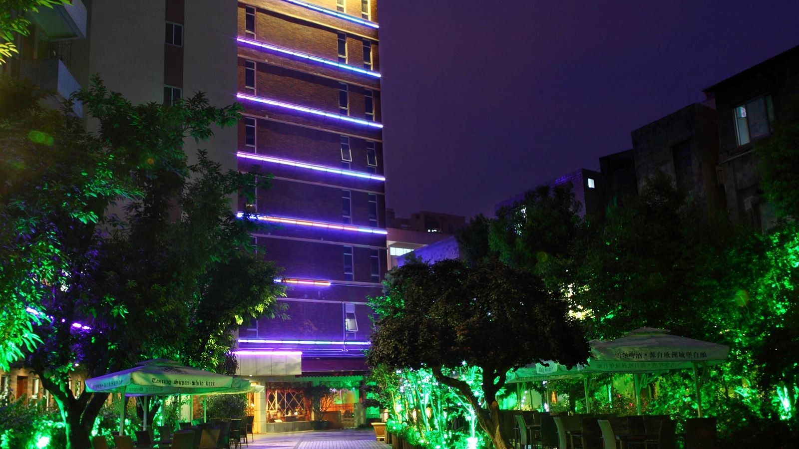 restaurants-restaurants