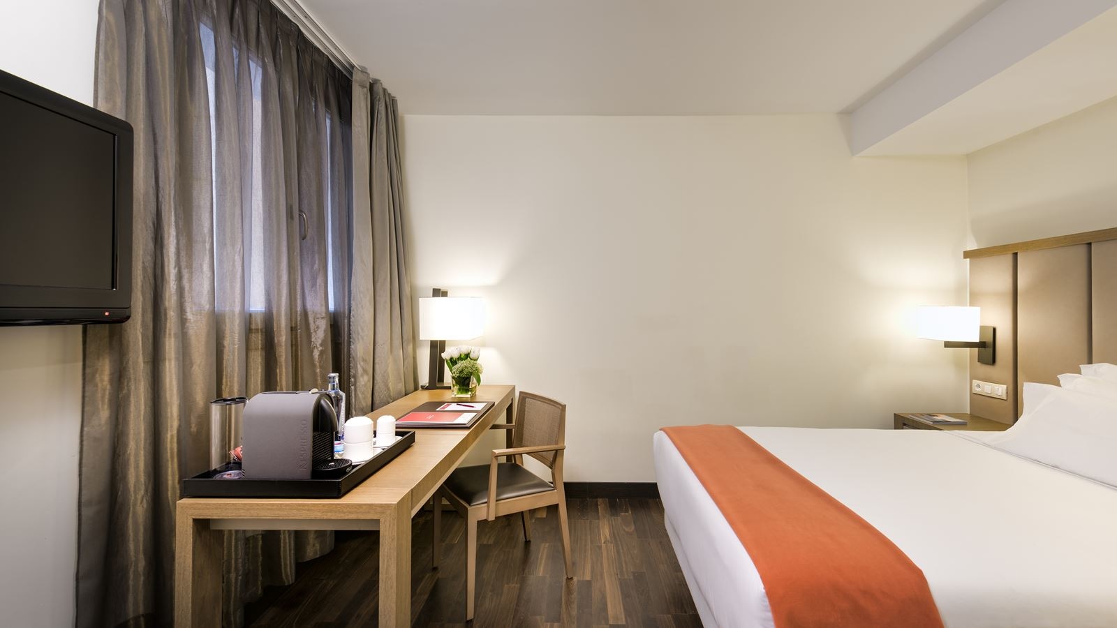 rooms-double-deluxe-capacity-2