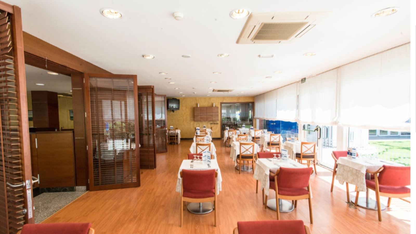 restaurants-restaurants