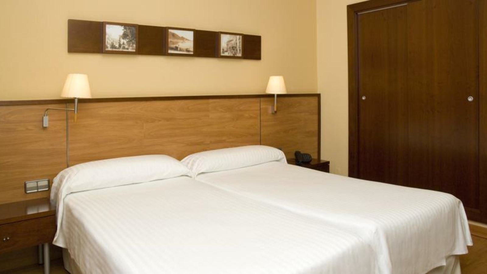 rooms-quadruple-superior