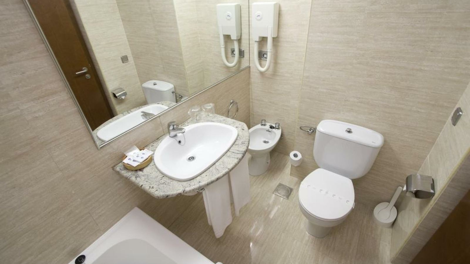 rooms-quadruple-superior