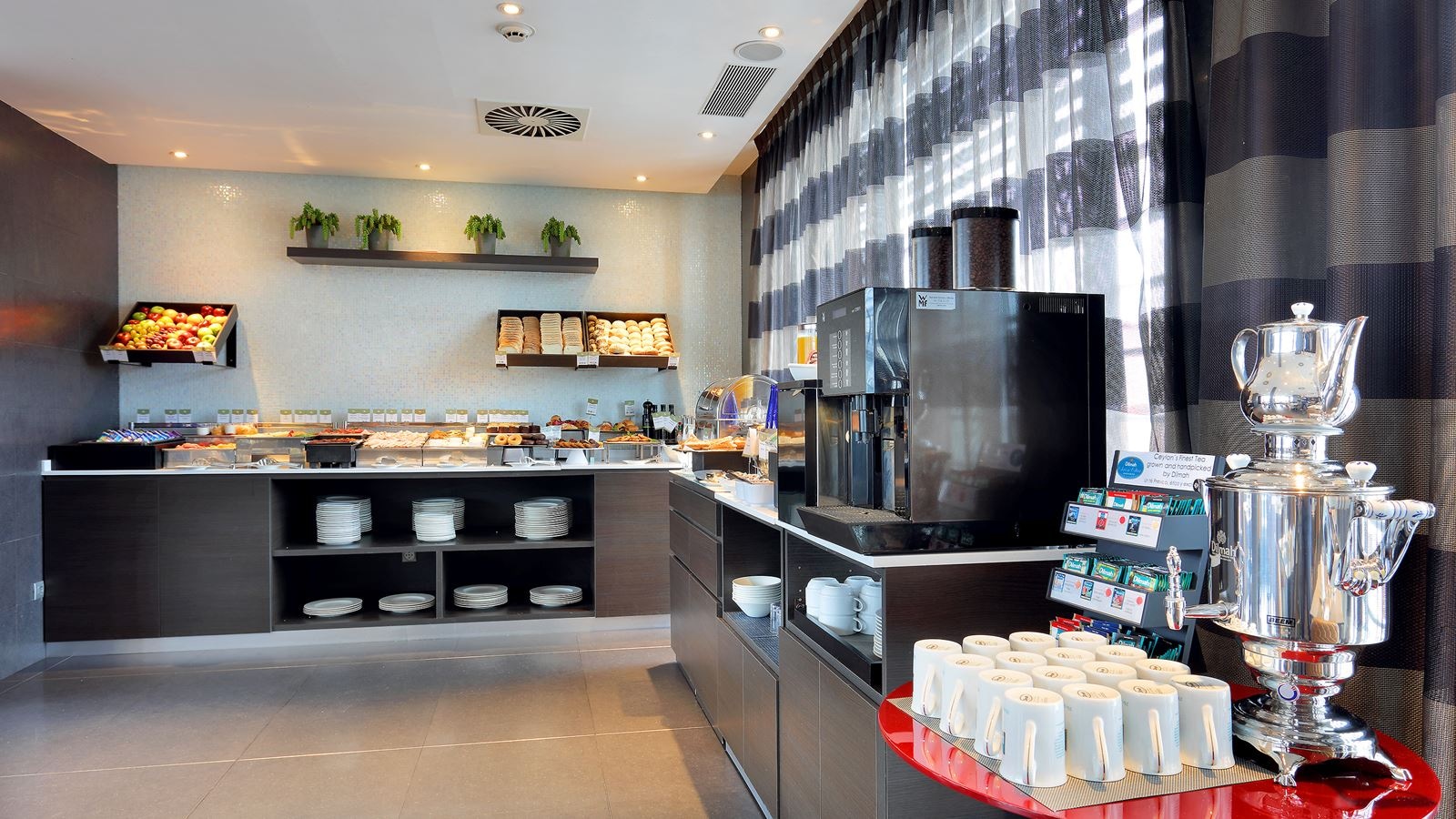 restaurants-restaurants