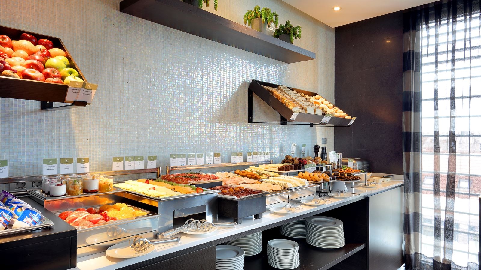 restaurants-restaurants