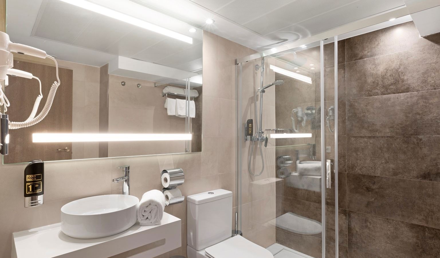 rooms-doble-standard-room-balcony-or-terrace