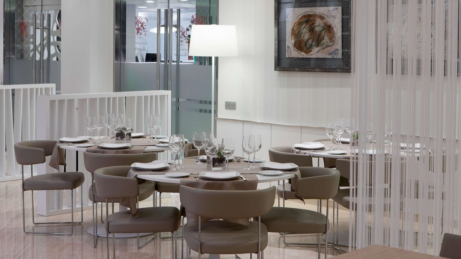 restaurants-restaurants