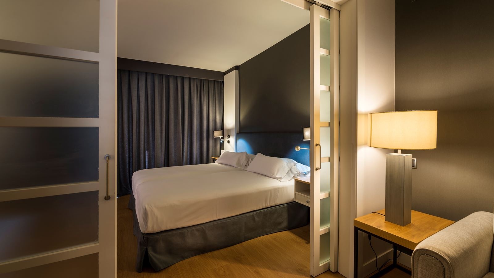 rooms-double-or-twin-standard