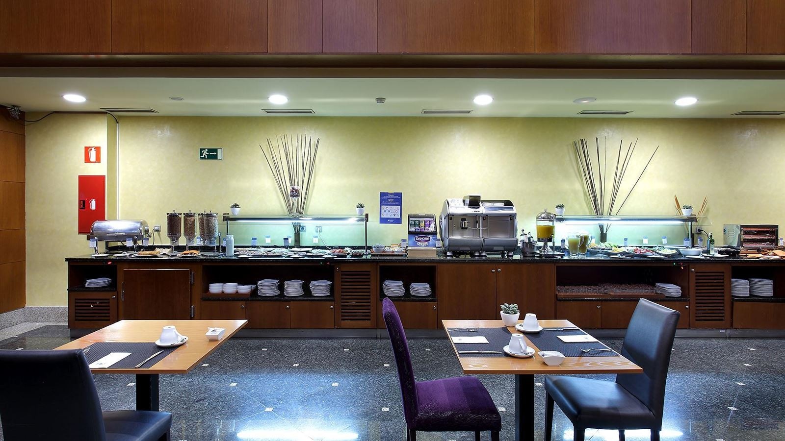 restaurants-restaurants