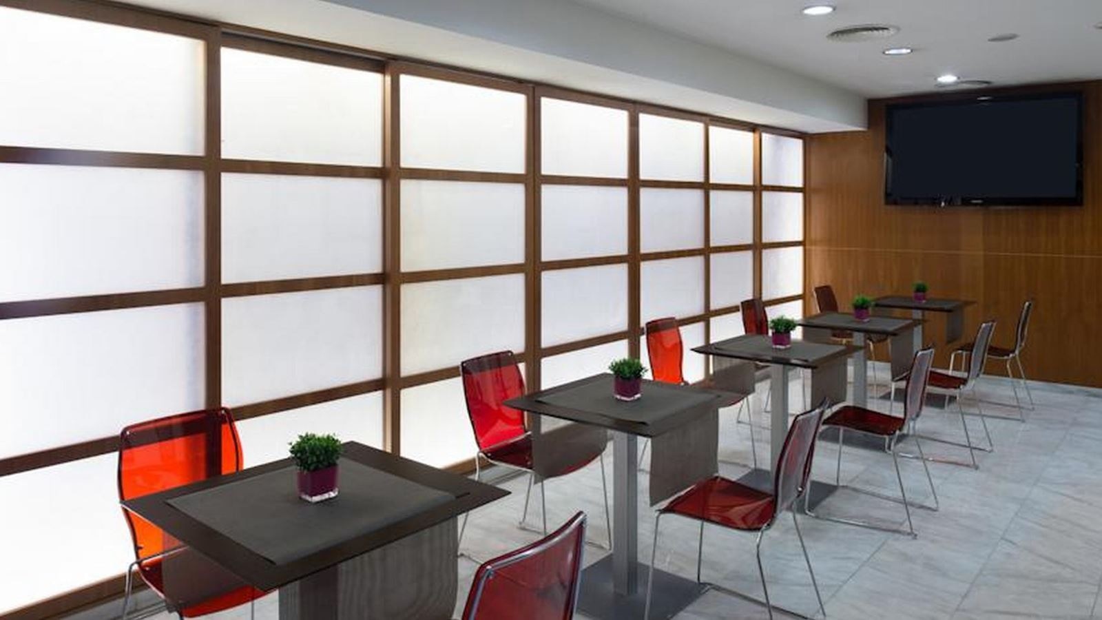 restaurants-restaurants