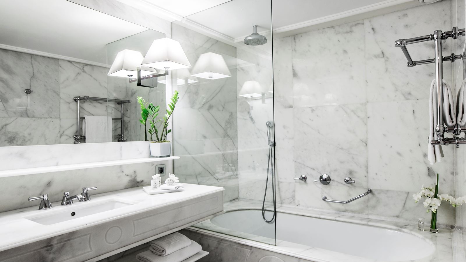 rooms-studio-superior