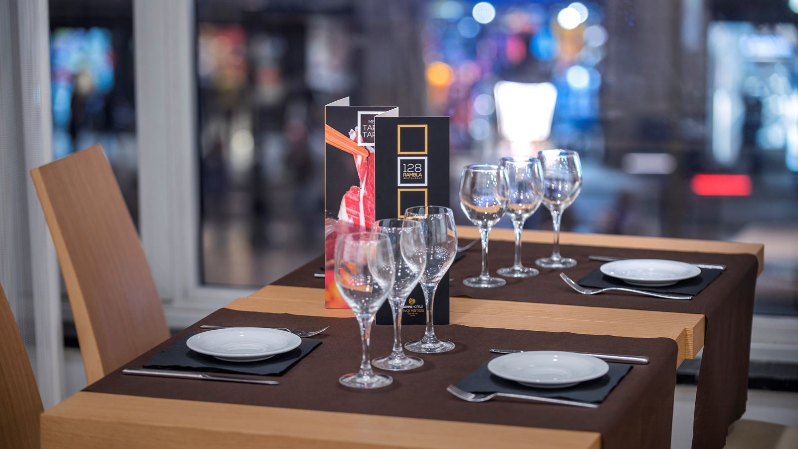 restaurants-restaurants