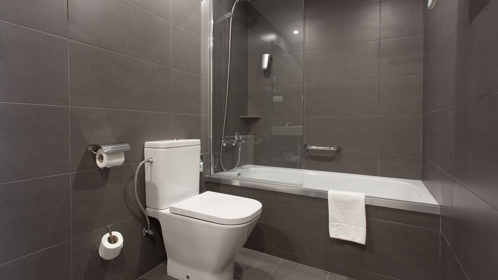 rooms-triple-standard