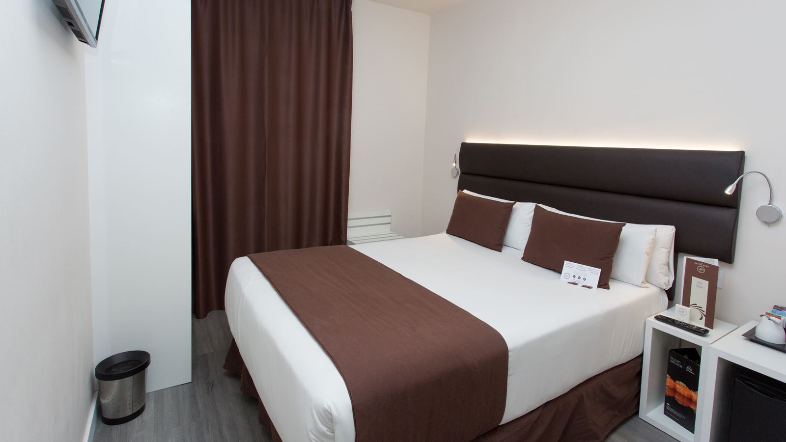 rooms-single-standard