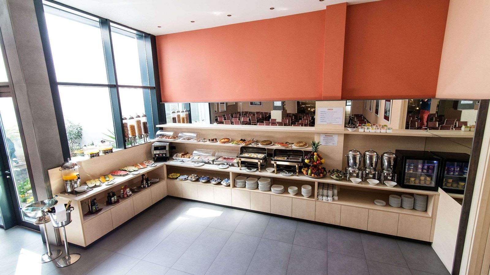 restaurants-restaurants