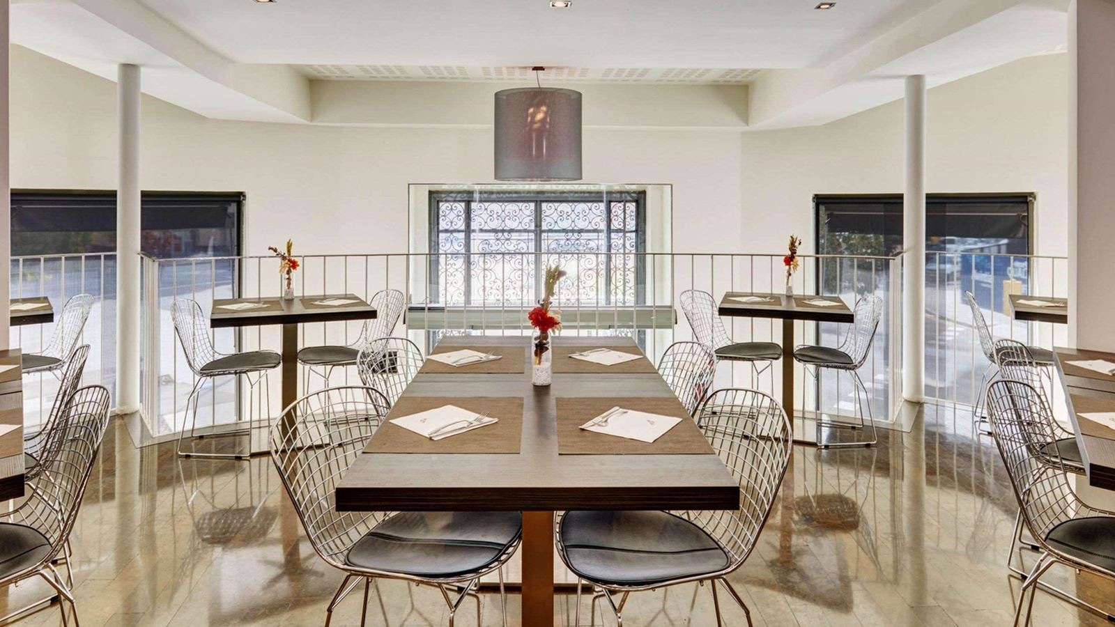 restaurants-restaurants