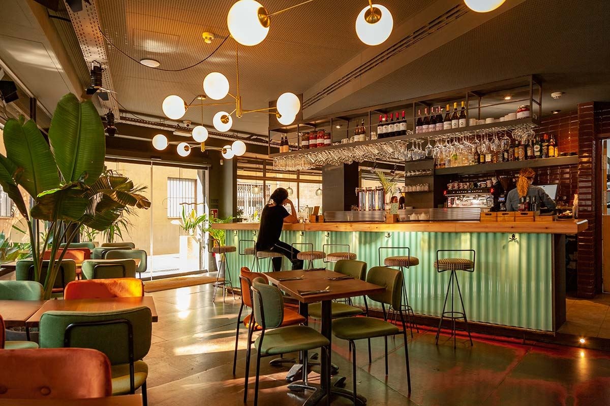 restaurants-restaurants