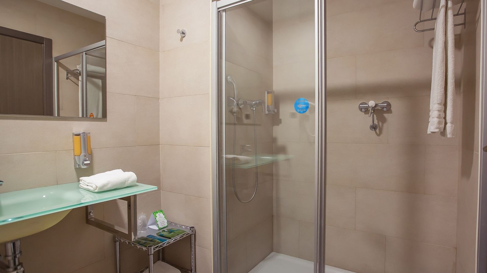 rooms-double-standard