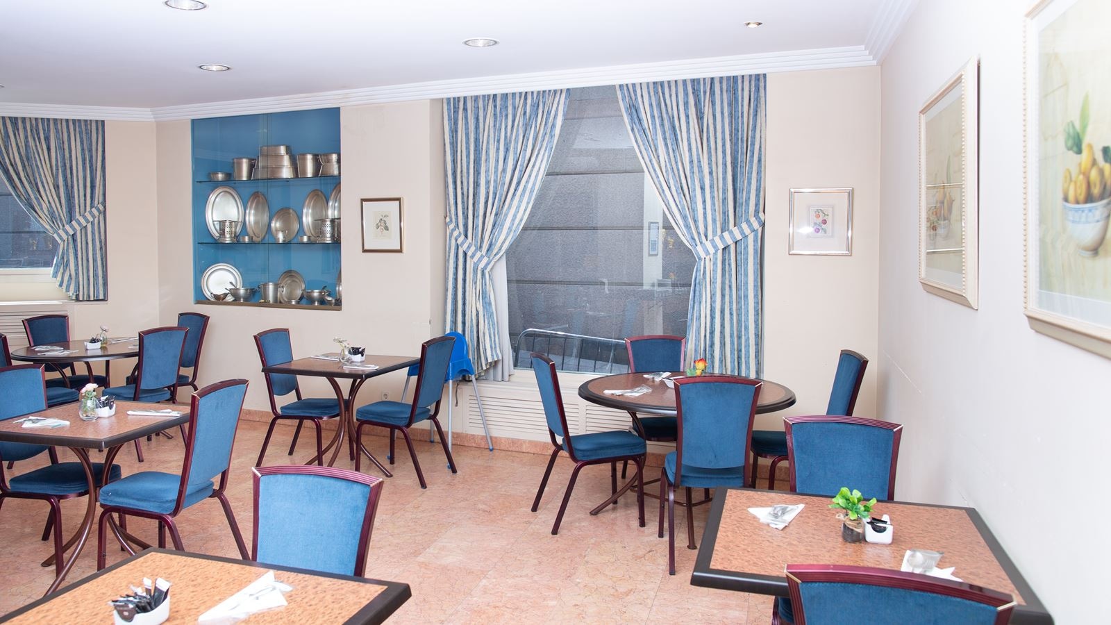 restaurants-restaurants