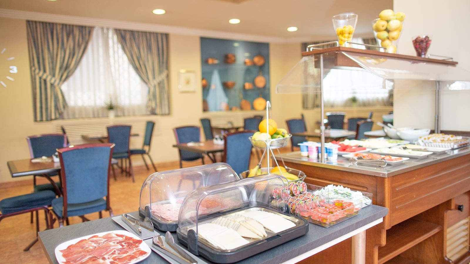 restaurants-restaurants