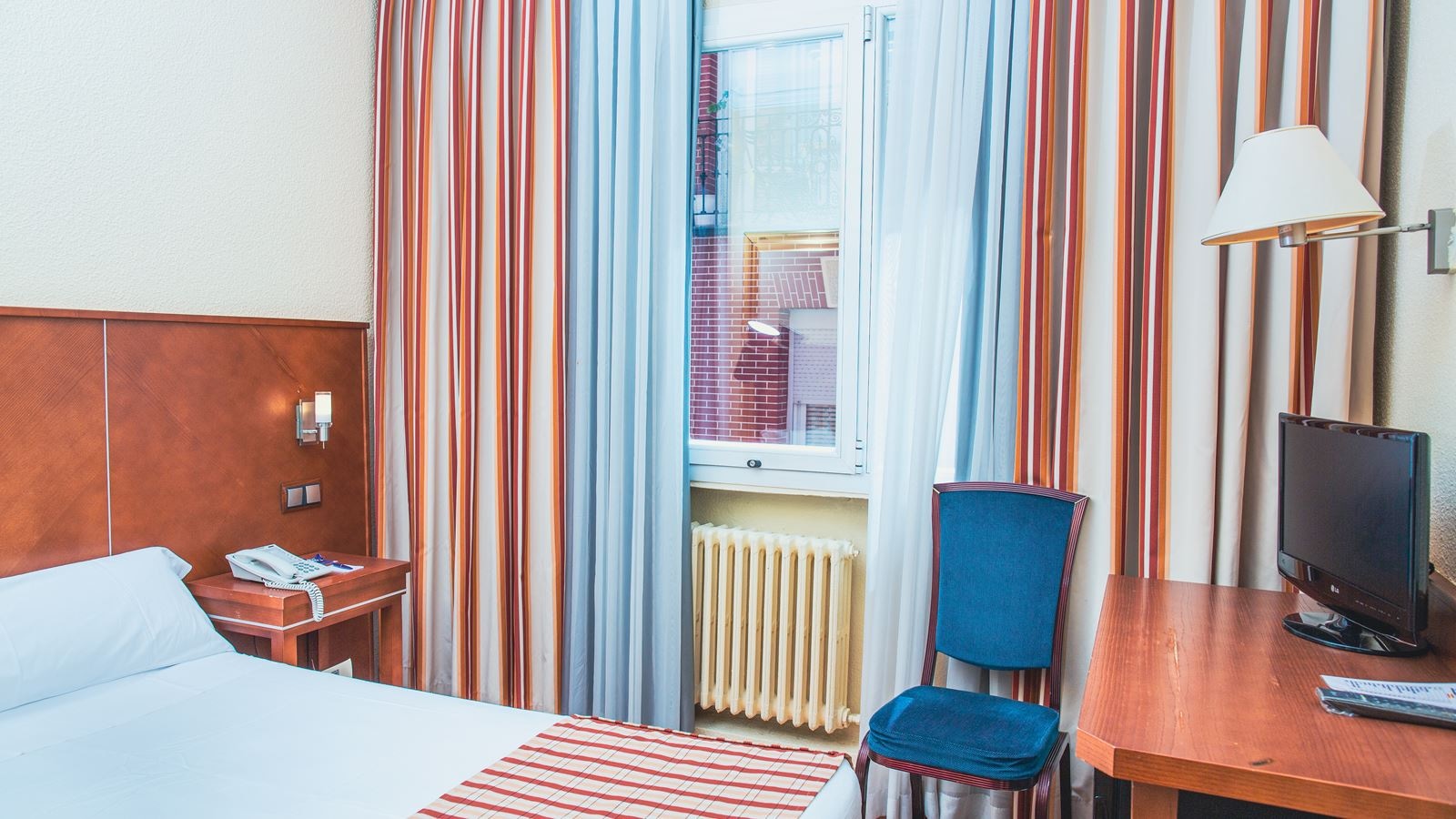 rooms-triple-standard