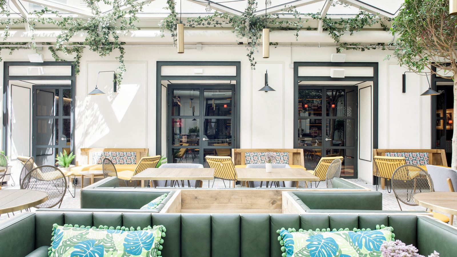 restaurants-restaurants