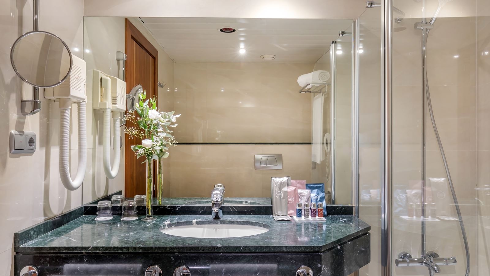 rooms-double-single-use-standard