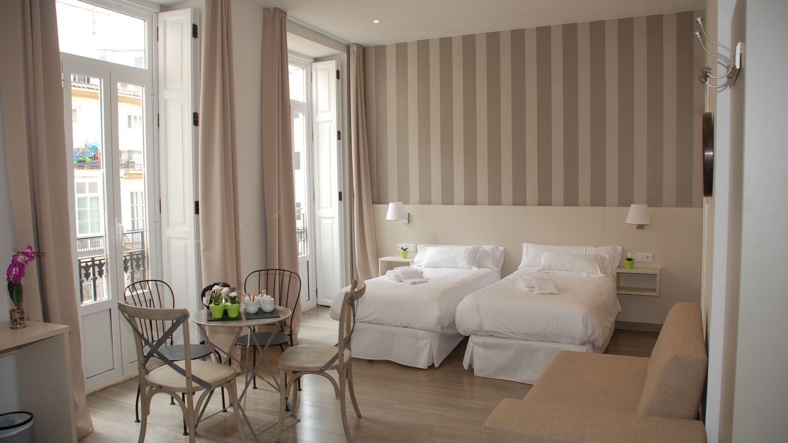 rooms-quadruple-premium