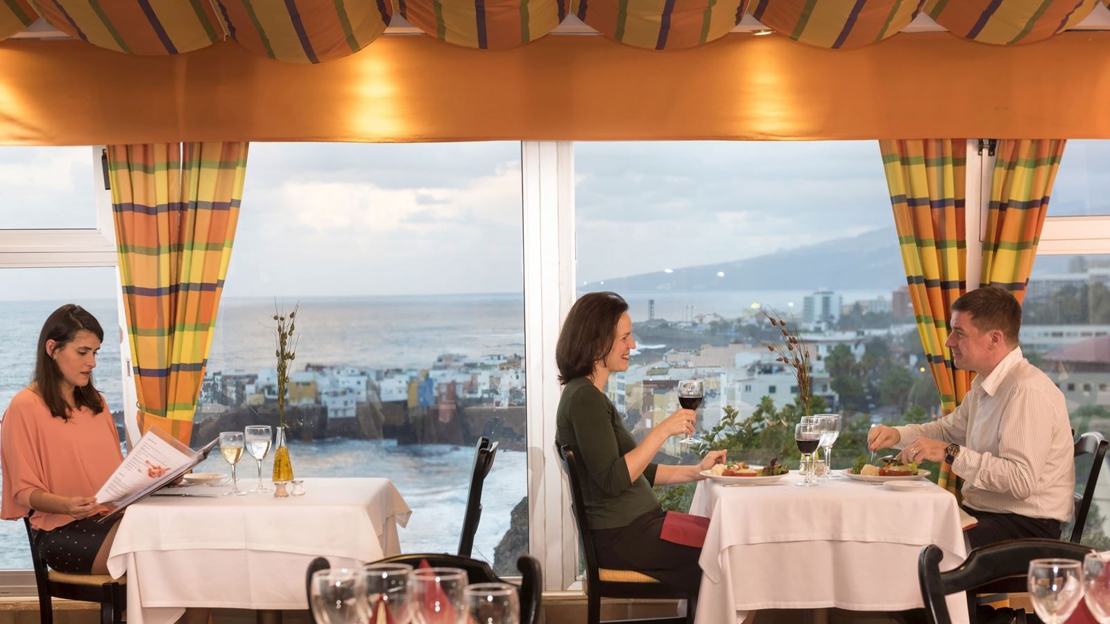 restaurants-restaurants