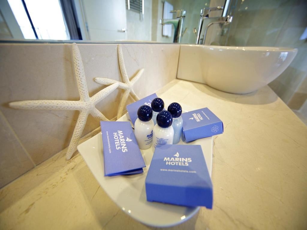 rooms-double-or-twin-sea-view