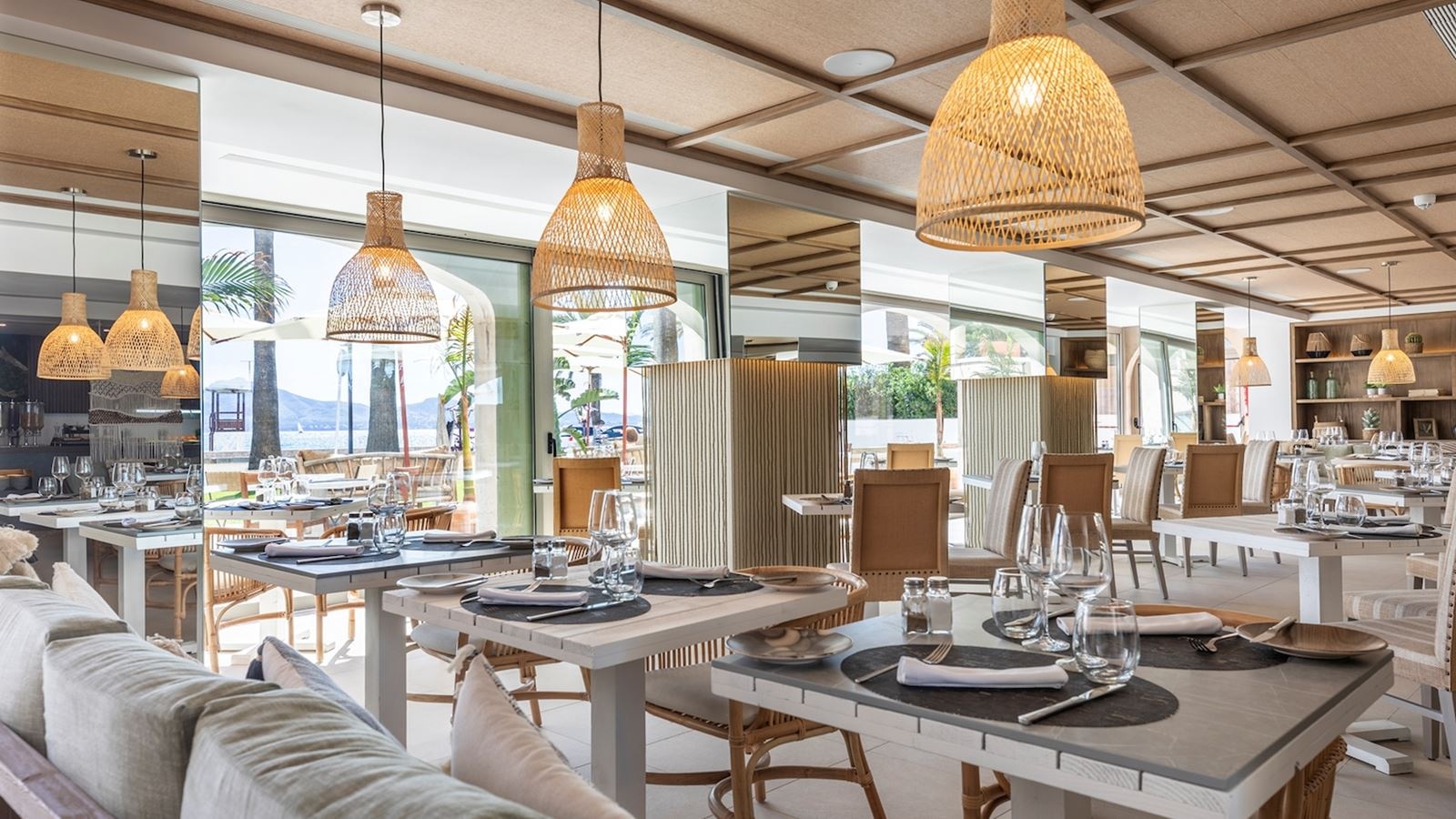 restaurants-restaurants